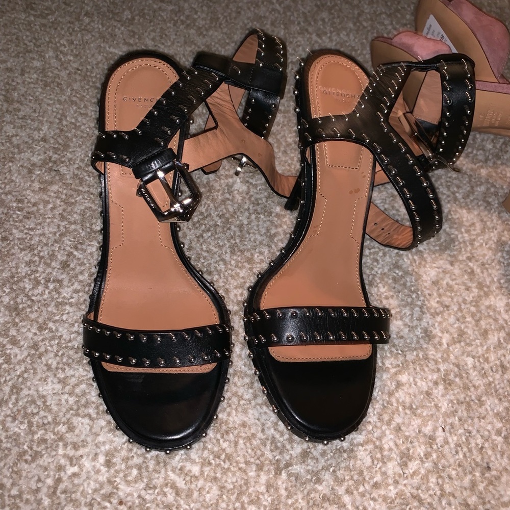 Givenchy heels size 39.5 never worn
